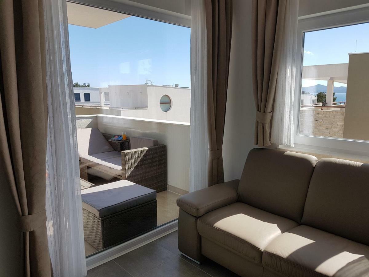 Apartment Aria Exclusive Petrcane Esterno foto