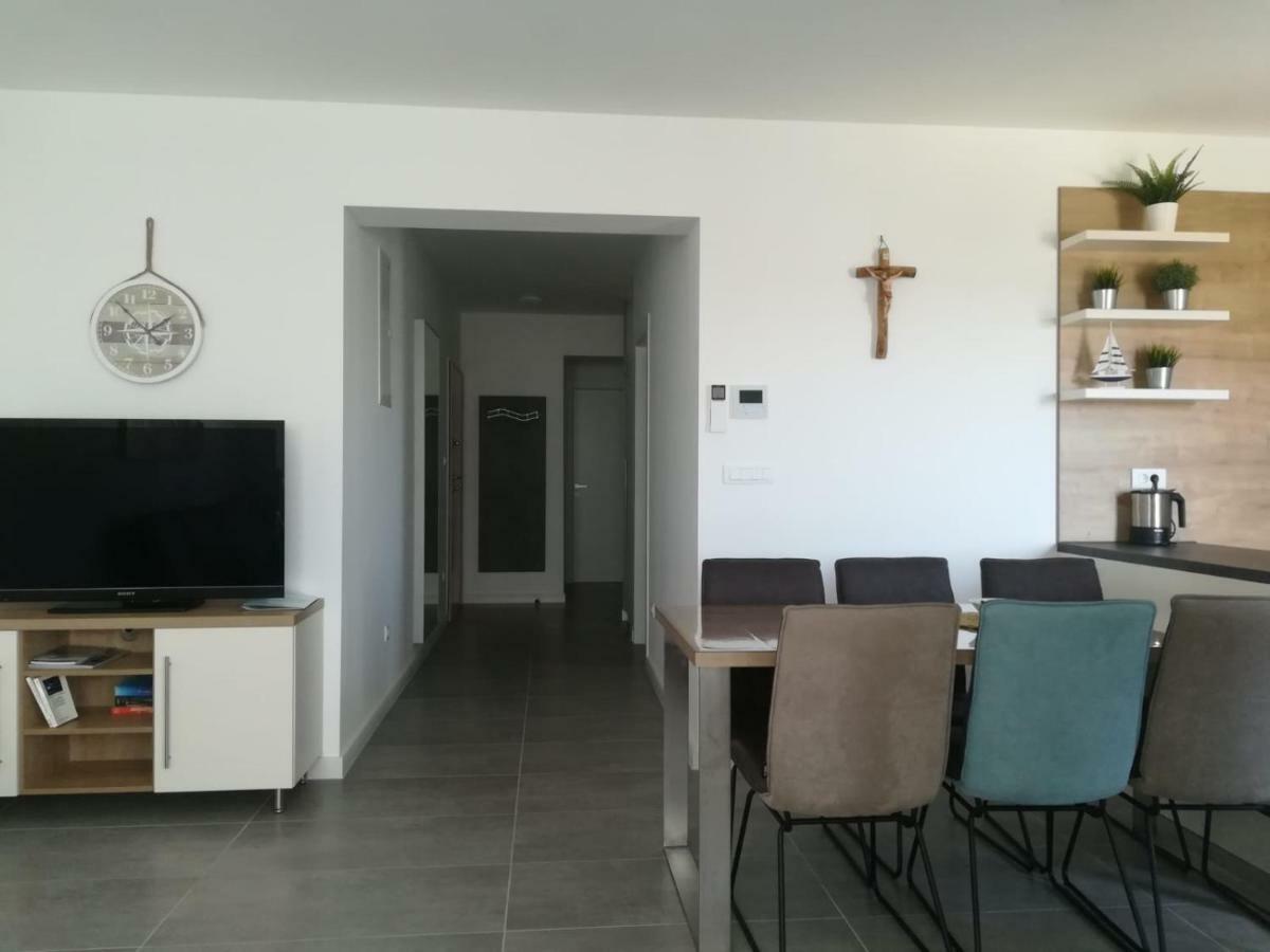 Apartment Aria Exclusive Petrcane Esterno foto